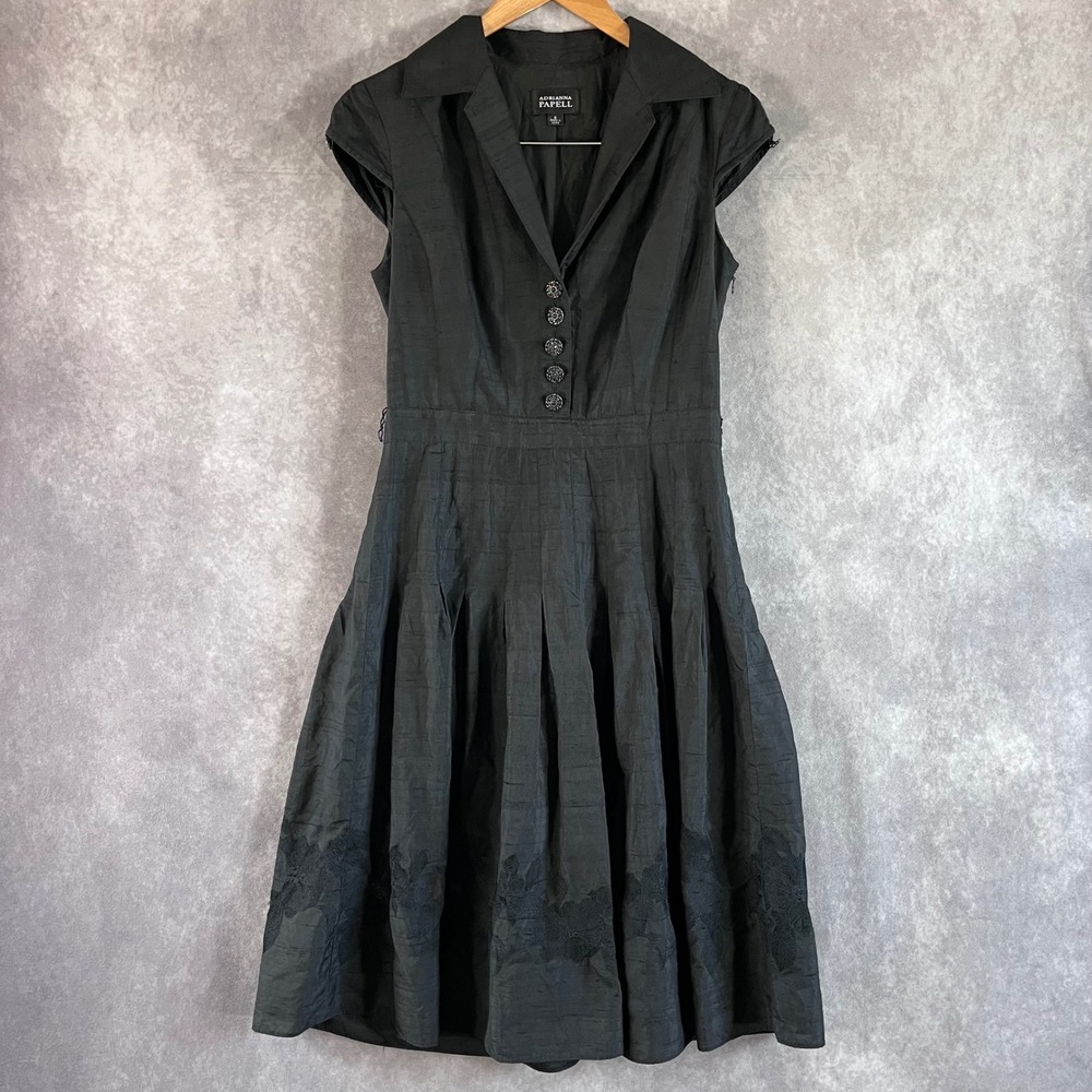 Adrianna Papell Silk Blend Midi Dress Womens 6 Black Floral Embroidered Pleated